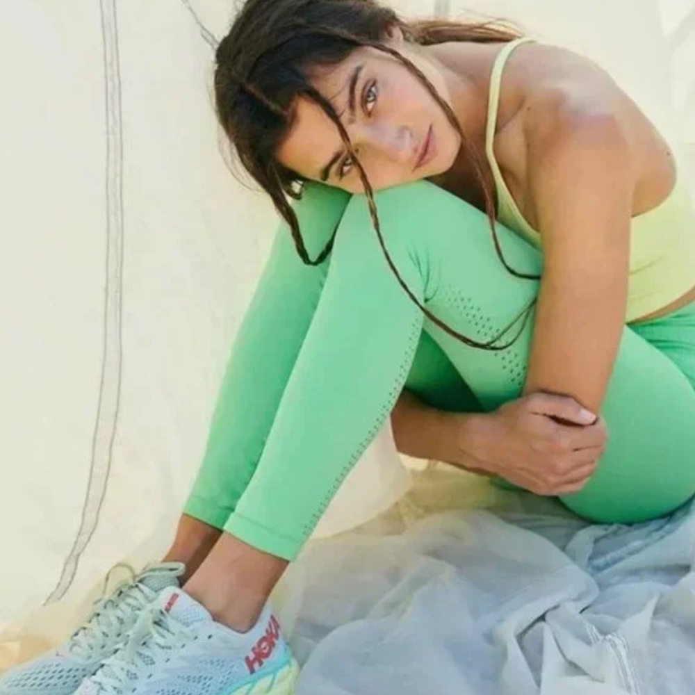 🆕 2/$60 NWOT Free People Movement Good Karma High Rise Leggings Fresh Cut Green - Picture 1 of 8